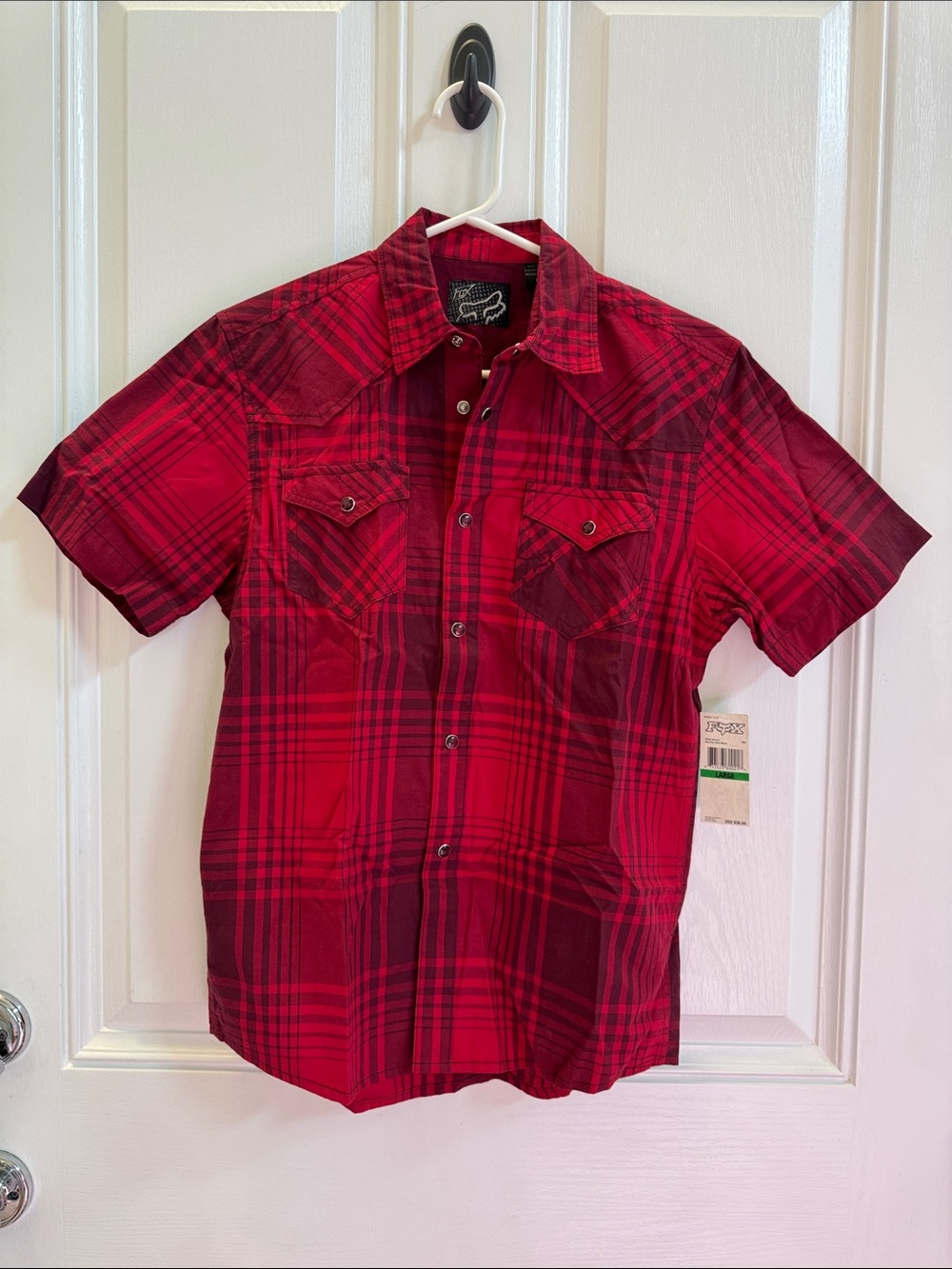 NWT Fox Boy’s Size Large Red and Black Plaid Short Sleeve Button-Down Shirt